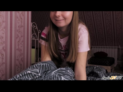 ❤️ Blondinė giliai čiulpia savo BFF ir gauna spermos į burną ️ Porno prie mūsų ❤
